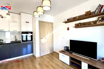 Двустаен апартамент в София, Център