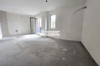 Двустаен апартамент в Пловдив, Център
