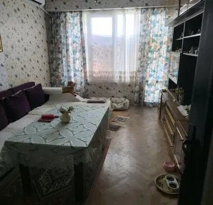 Снимка 2 — Двустаен апартамент във Велико Търново, Център