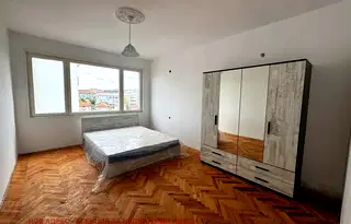 Двустаен апартамент в Търговище, Център