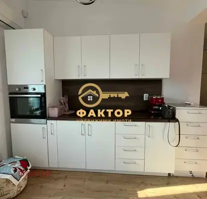 Снимка 3 — Двустаен апартамент в Пловдив, Център