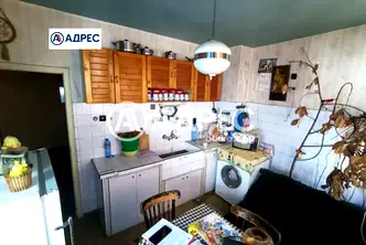 Двустаен апартамент в Раз, Център