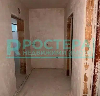 Снимка 3 — Двустаен апартамент в Търговище, Център