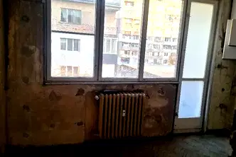 Двустаен апартамент в Перник, Център
