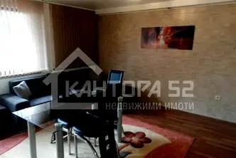 Двустаен апартамент във Варна, Център