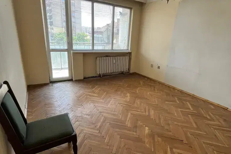 2-bedroom apartment in Pernik, Centyr