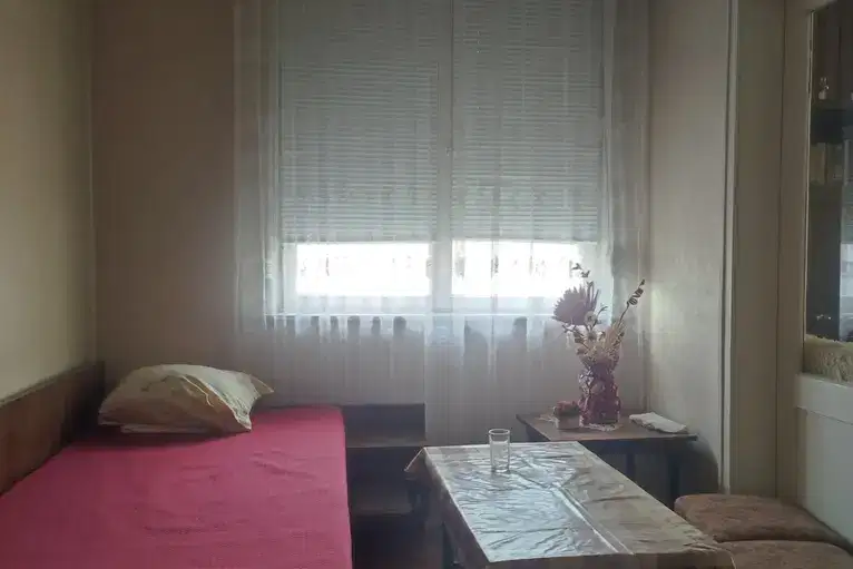 Двустаен апартамент в Кърджали, Център