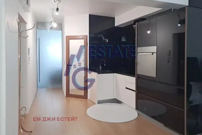 Двустаен апартамент в Бургас, Център