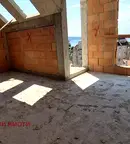 Двустаен апартамент във Варна, Погреби