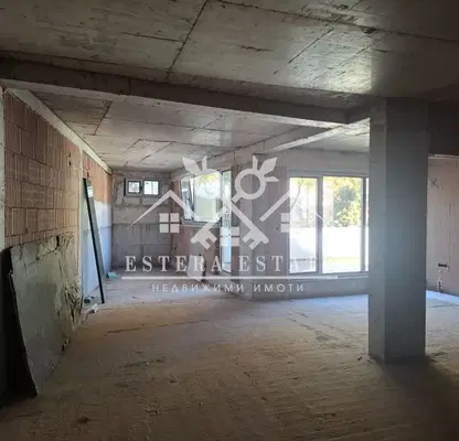 Photo 2 — 2-bedroom apartment in Shumen, Centyr
