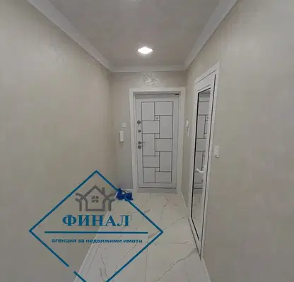 Снимка 2 — Двустаен апартамент в Шумен, Добруджански