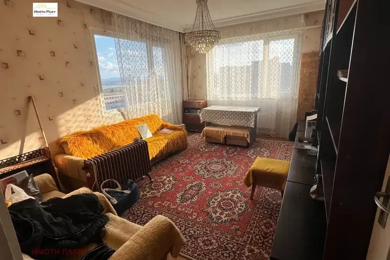 Двустаен апартамент в Шумен, Добруджански