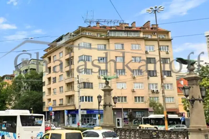 2-bedroom apartment in Sofiya, Doktorski Pametnik