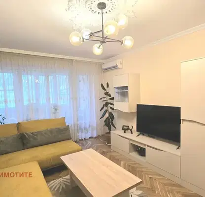 Снимка 5 — Двустаен апартамент в Русе, Дружба 1