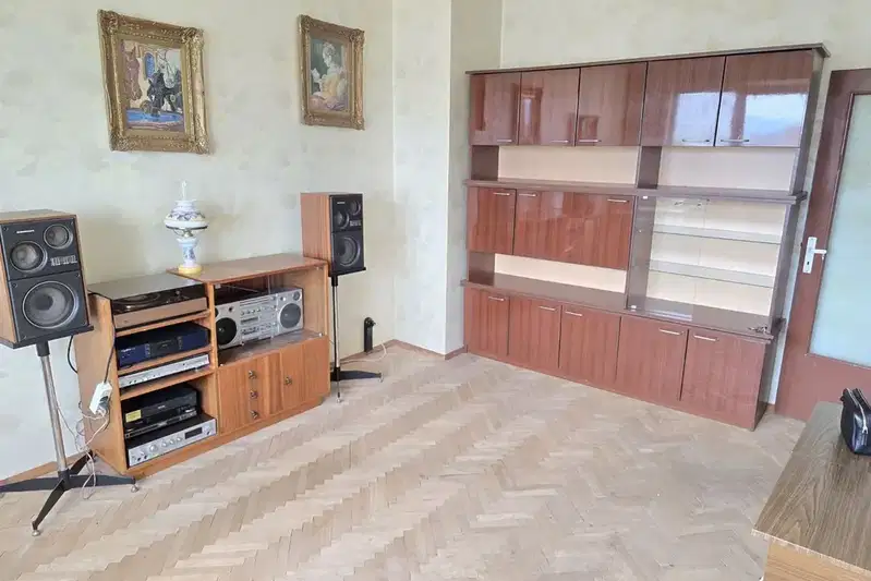 Двустаен апартамент в София, Дружба 2