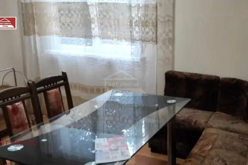 Двустаен апартамент във Враца, Дъбника