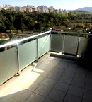 Двустаен апартамент с източно изложение в Дървеница, София