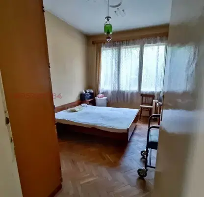 Photo 2 — Two-room apartment in Shumen, Everest with basement