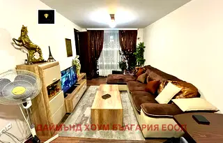 Двустаен апартамент с тераса в кв. Гагарин, Пловдив