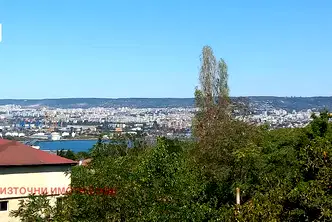 Двустаен апартамент във Варна, Галата