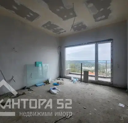 Снимка 4 — Двустаен апартамент във Варна, Галата