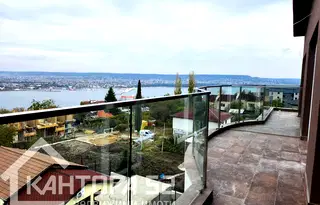 Двустаен апартамент във Варна, Галата
