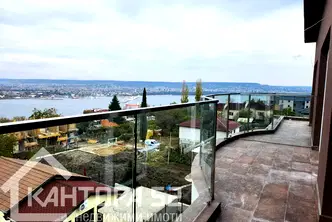 Двустаен апартамент във Варна, Галата