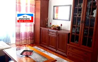 Двустаен апартамент в София, Гео Милев