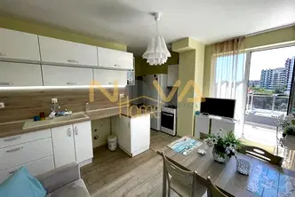Двустаен апартамент във Варна, Гранд Мол