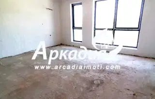 Двустаен апартамент с тераса в кв. Христо Смирненски, Пловдив