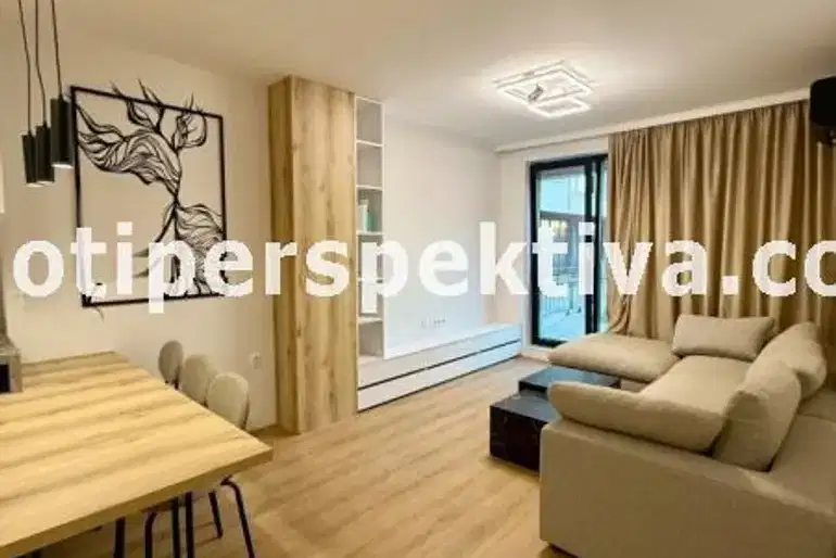 Двустаен апартамент в Пловдив, Христо Смирненски