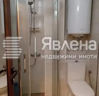Снимка 4 — Двустаен апартамент в Идеален център, Благоевград с тераса