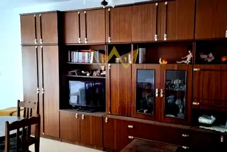 Двустаен апартамент с два балкона в Изгрев, Бургас