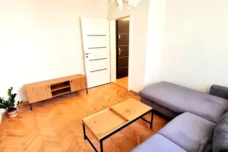 Двустаен апартамент в София, Изток