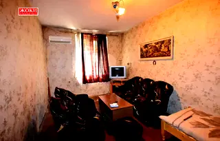 Двустаен апартамент в Перник, Изток
