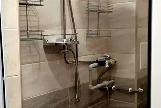 Двустаен апартамент в Перник, Изток