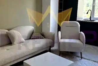 Двустаен апартамент в Перник, Изток