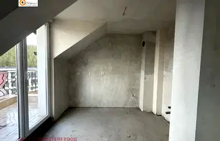 Двустаен апартамент в Перник, Изток