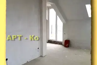 Двустаен апартамент в Перник, Изток