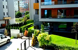 Двустаен апартамент в Перник, Изток