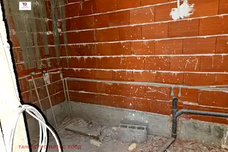 Двустаен апартамент в Перник, Изток