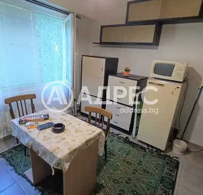 Photo 3 — 2-bedroom apartment in Раз, Житница
