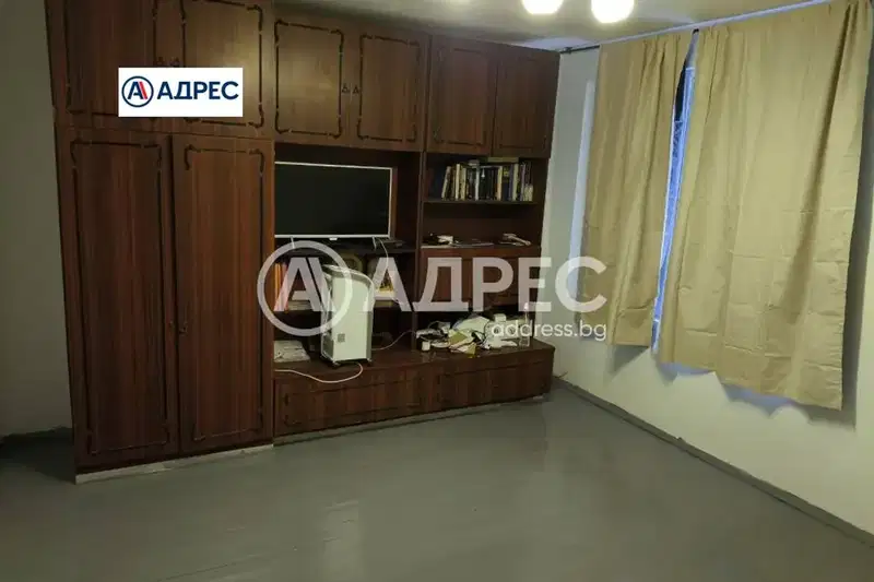 Двустаен апартамент в Раз, Житница