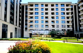 Двустаен апартамент 120 кв.м. в Каменица 1, Пловдив