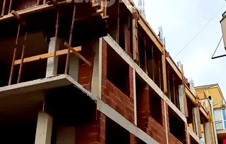 Двустаен апартамент с тераса в Колхозен пазар, Варна