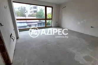 Двустаен апартамент в София, Кръстова вада