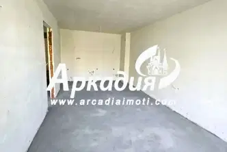 Двустаен апартамент в Пловдив, Кършияка