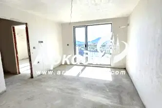 Двустаен апартамент с южно изложение в Кършияка, Пловдив