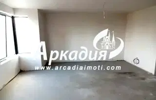 Двустаен апартамент в Пловдив, Кършияка