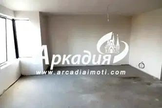 Двустаен апартамент в Пловдив, Кършияка